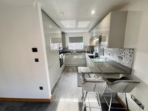 Photo 8- click for photo gallery